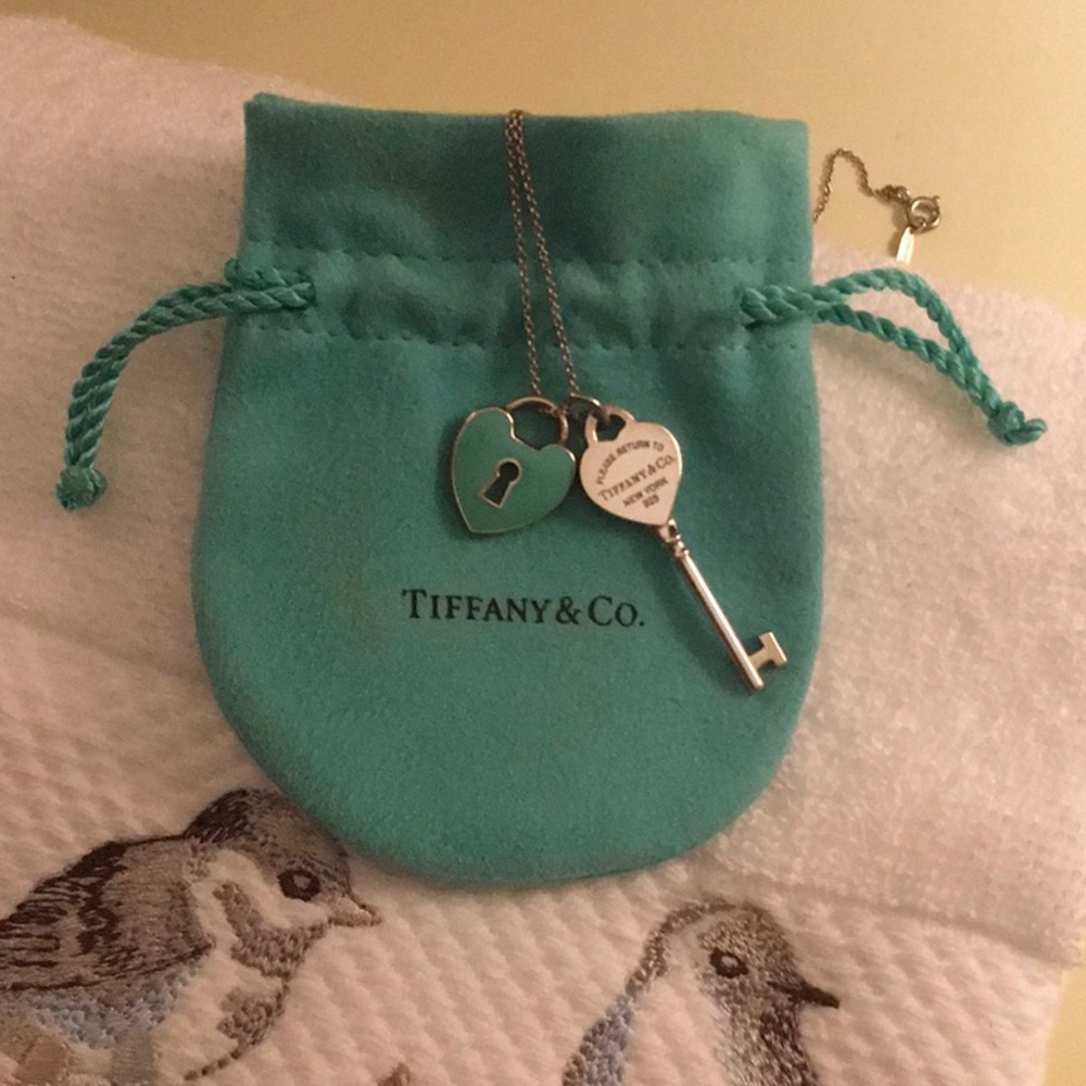AUTHENTIC Tiffany key blue 💙 necklace. Sold out